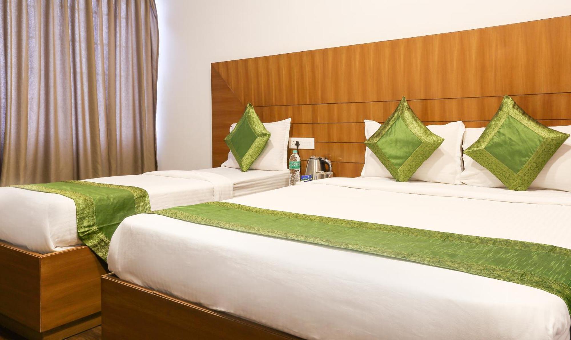 Treebo Skydale Inn & Suites With Mountain View Ooty Esterno foto