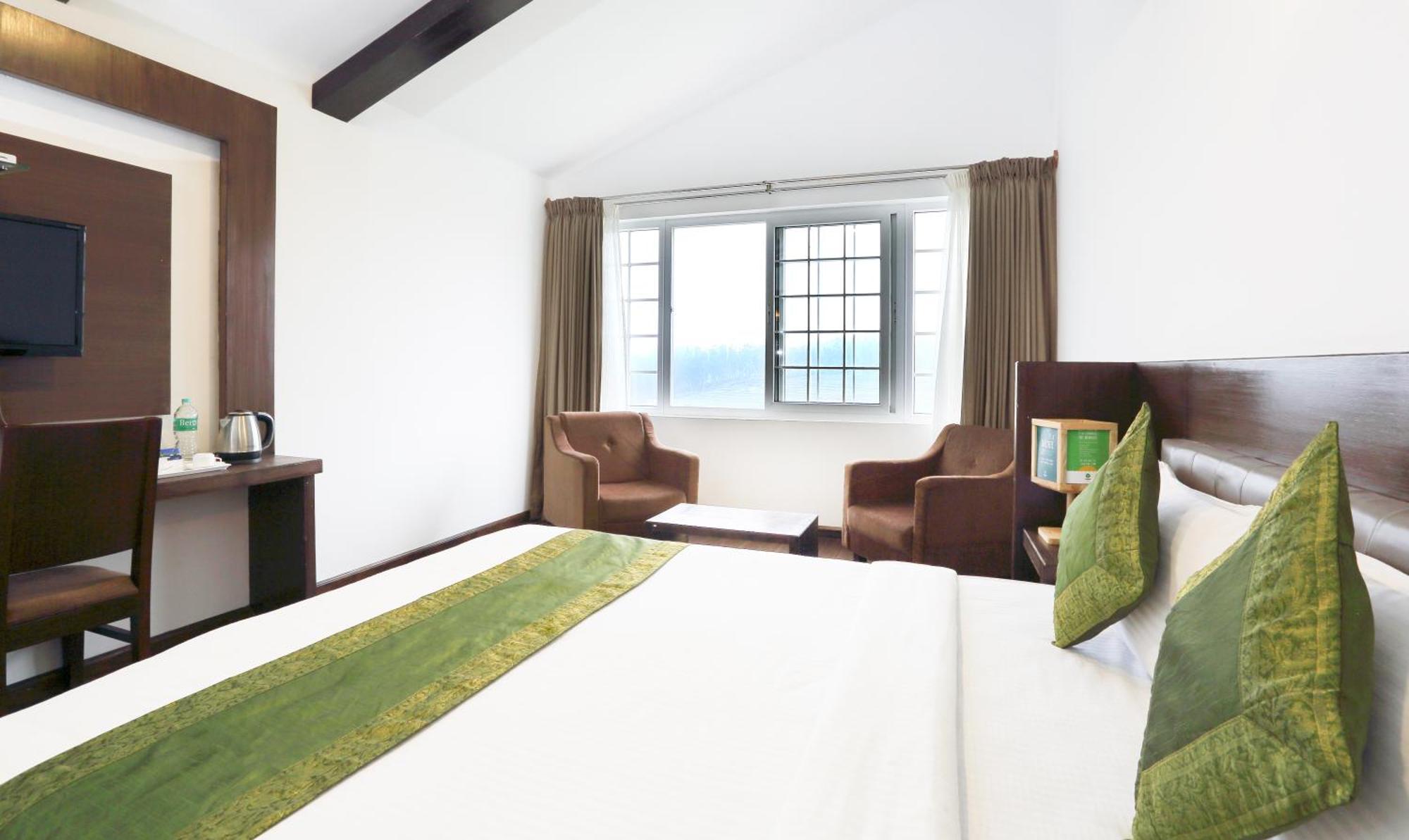 Treebo Skydale Inn & Suites With Mountain View Ooty Esterno foto