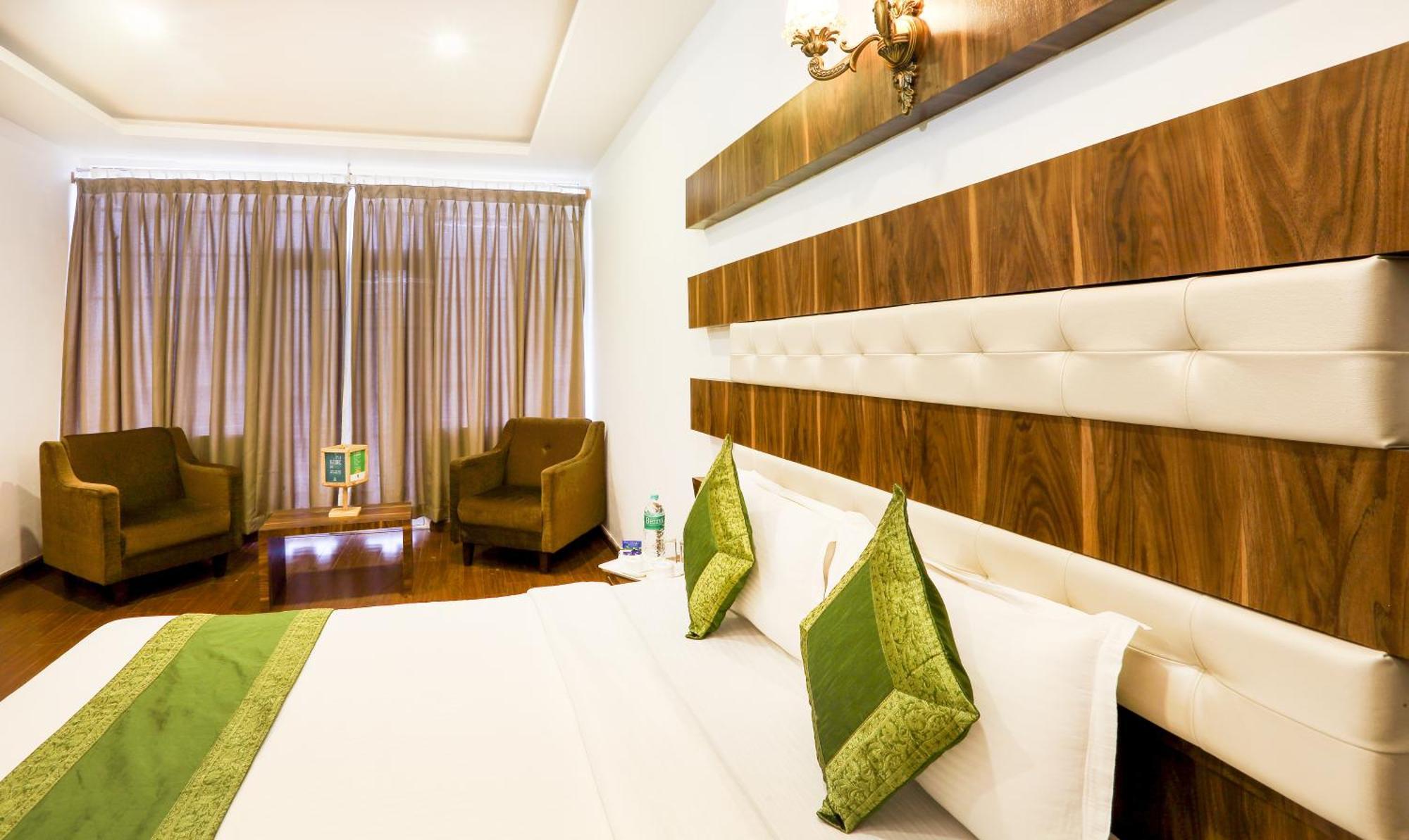 Treebo Skydale Inn & Suites With Mountain View Ooty Esterno foto