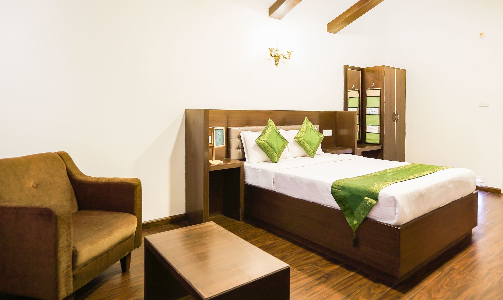 Treebo Skydale Inn & Suites With Mountain View Ooty Esterno foto